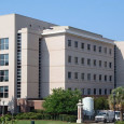 Stephen Chu visits fuel cell development center at the University of South Carolina The U.S. Secretary of Energy, Stephen Chu, paid a visit to the innovative energy research district at the University of South Carolina (USC). The university is home to one of...