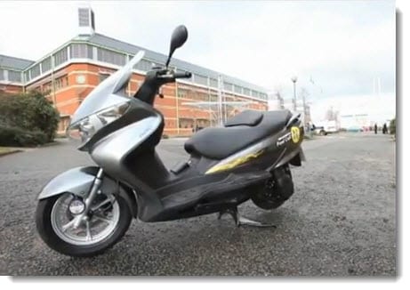 Suzuki hydrogen fuel scooter