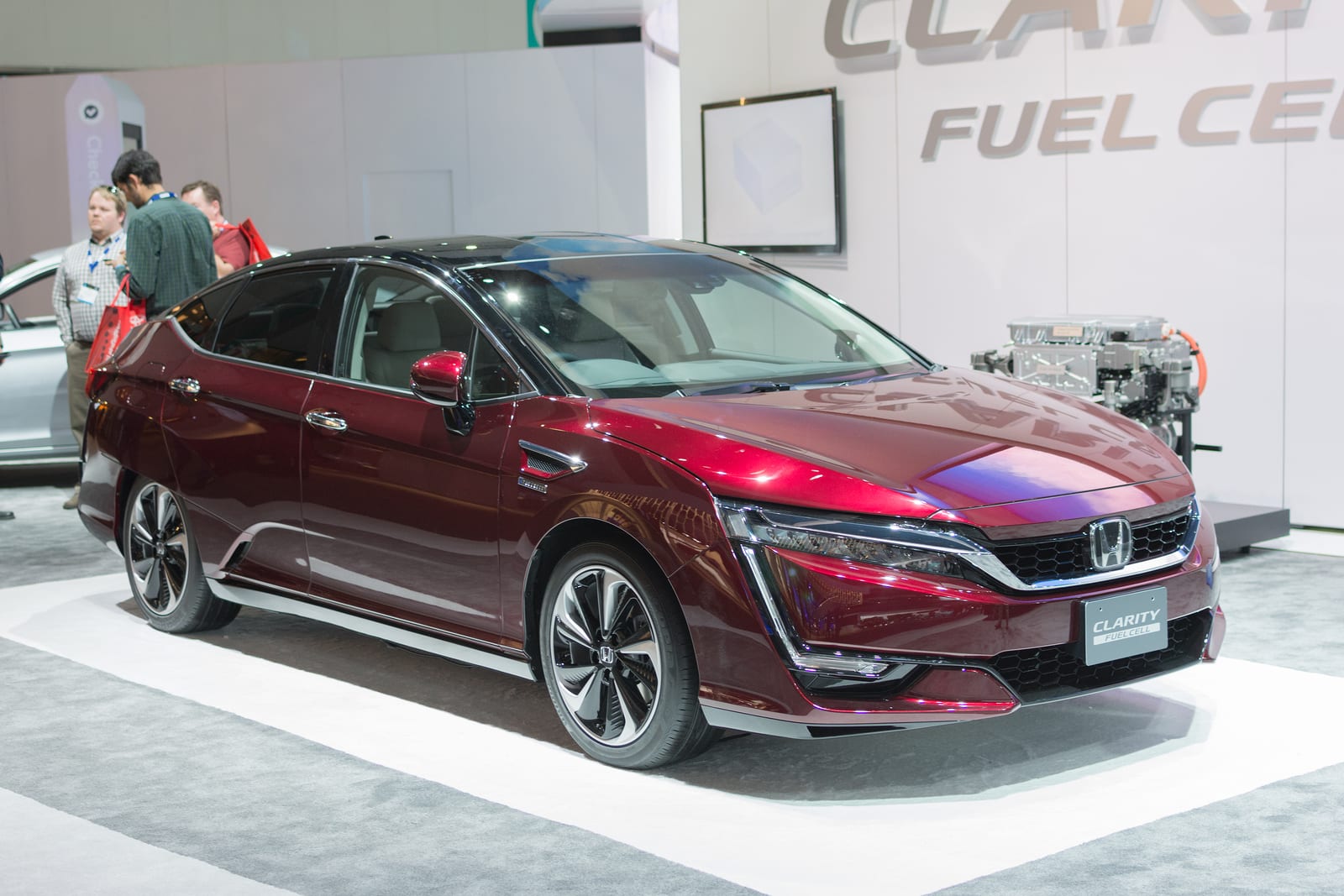 Honda Clarity - Hydrogen Fuel Cell Vehicle