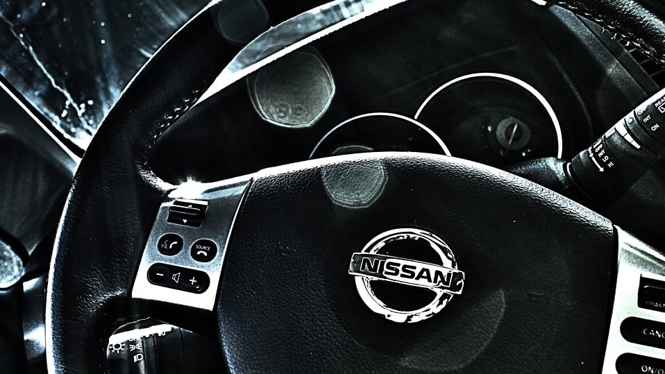 Hydrogen Fuel - Nissan Logo on Steering Wheel