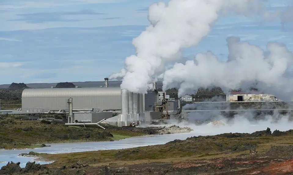 Hydrogen Fuel Production - Geothermal Power Plant in Iceland