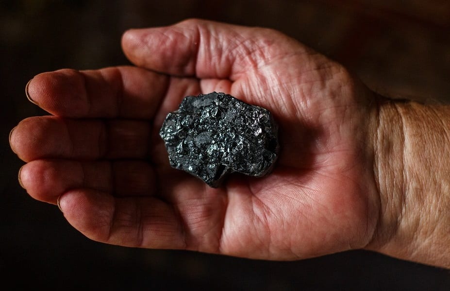Hydrogen technology - Coal in hand