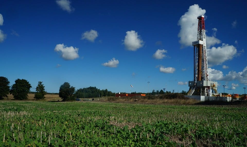 UK fracking - gas drilling - drilling rig