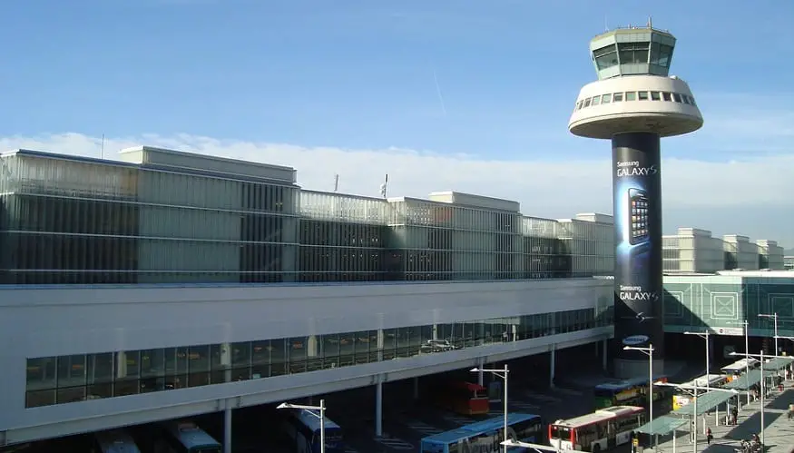 airport solar energy - airport in Barcelona, Spain