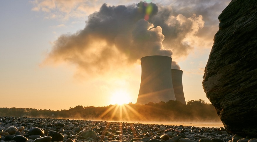 DOE wonders if nuclear energy hydrogen production could help save nuclear power