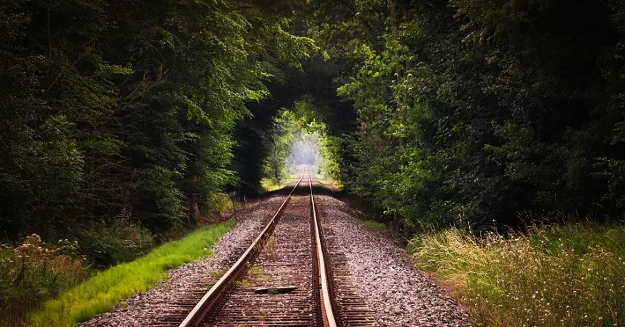 HFC train - Train tracks in nature