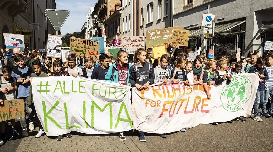 climate action - students protesting