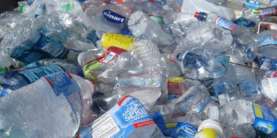 Chemical recycling - plastic bottles - waste