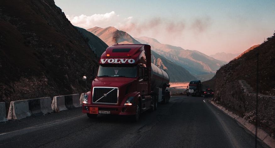 Heavy-Duty Truck Fuel Cells - Image of Volvo Truck