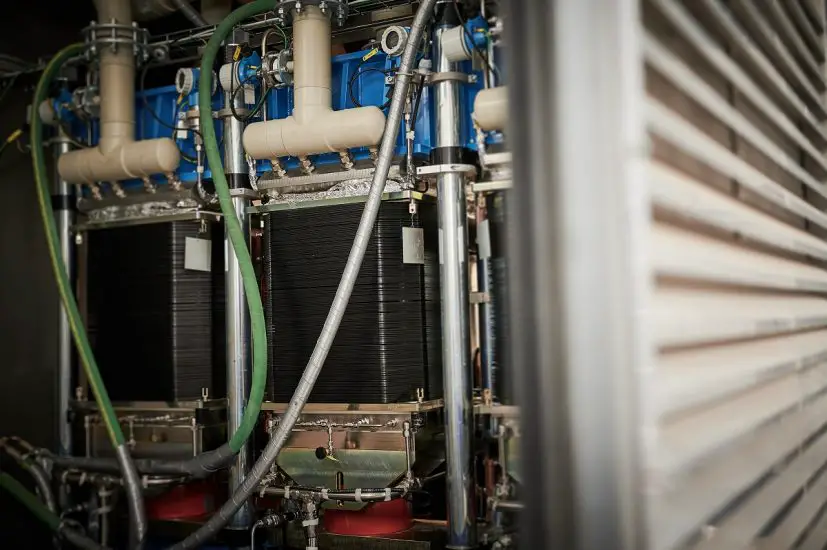 Green hydrogen electrolyzer - Electrolyser module at Shell Energy and Chemicals Park Rheinland