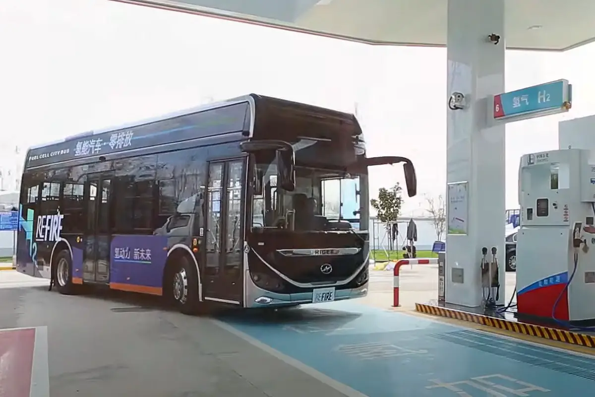 Green hydrogen transport - President of Sinopec discussed the potential of hydrogen energy - Sinopec YouTube Offical Video