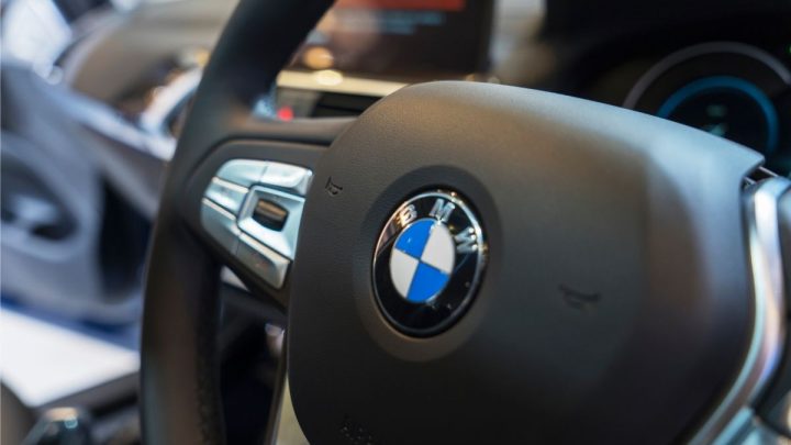 BMW iX5 Hydrogen undergoes testing in world’s coldest regions