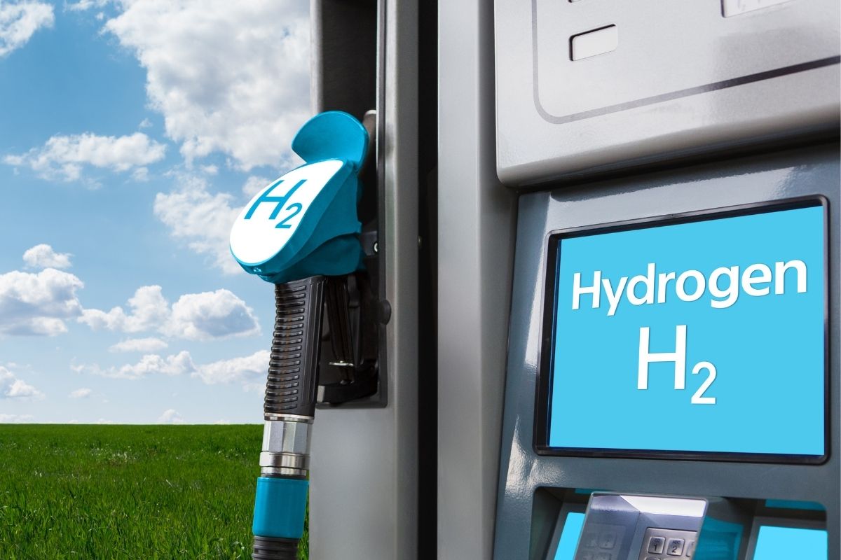 Green hydrogen plant - H2 filing station