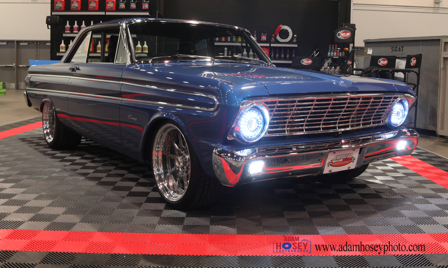 Ford Falcon featuring a dual injection Coyote V8 engine powered by HYDROGEN combustion and WATER in