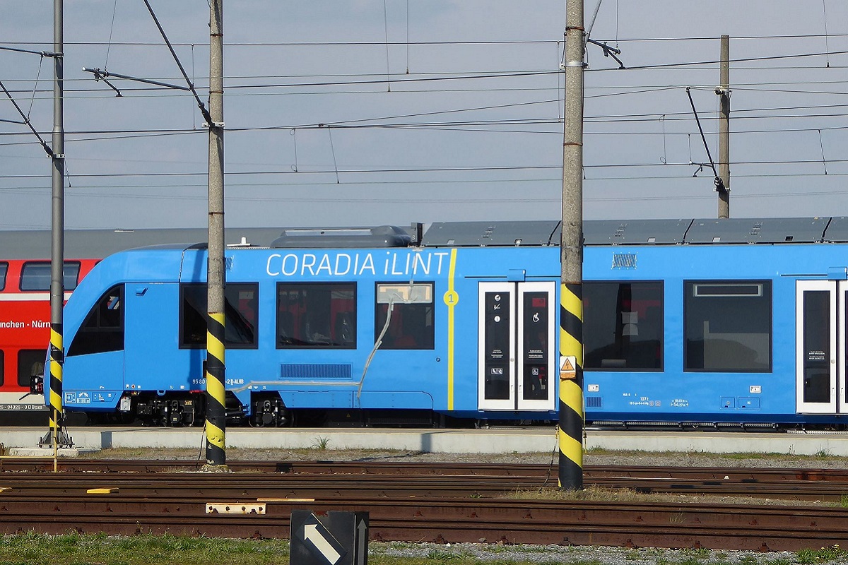 Coradia iLint - hydrogen train in Germany