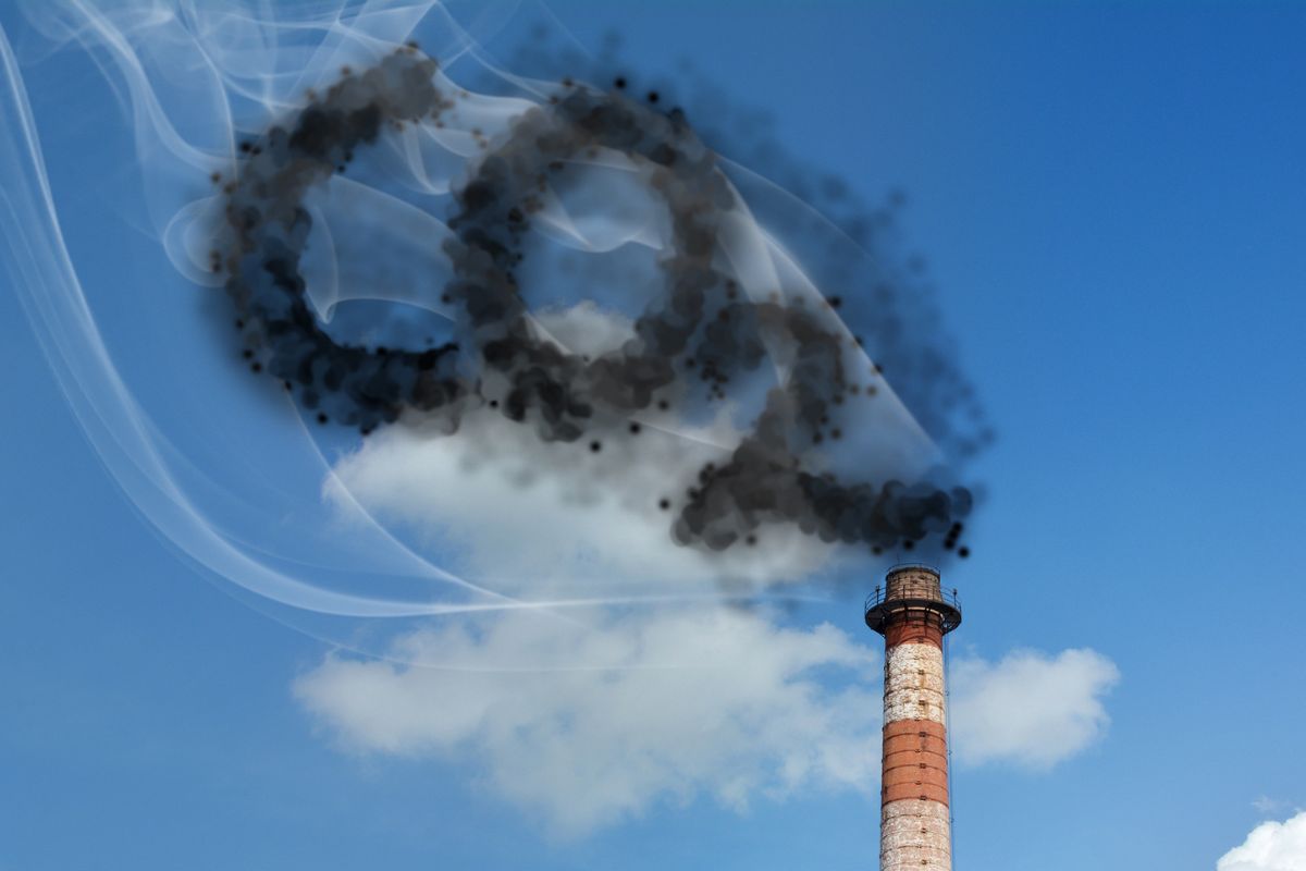 Low-carbon hydrogen production - CO2 smoke