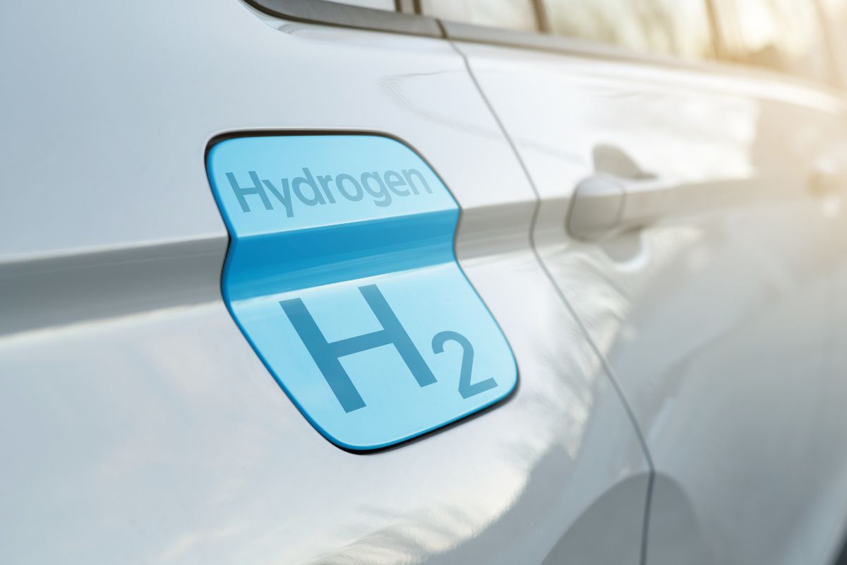 Hydrogen cars - Side of H2 Vehicle