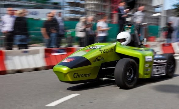 Zuken supports hydrogen fuel, sponsors two European racing teams utilizing fuel cells
