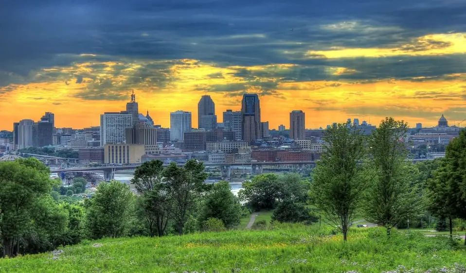 Renewable Energy Goals - Image of Minneapolis Minnesota