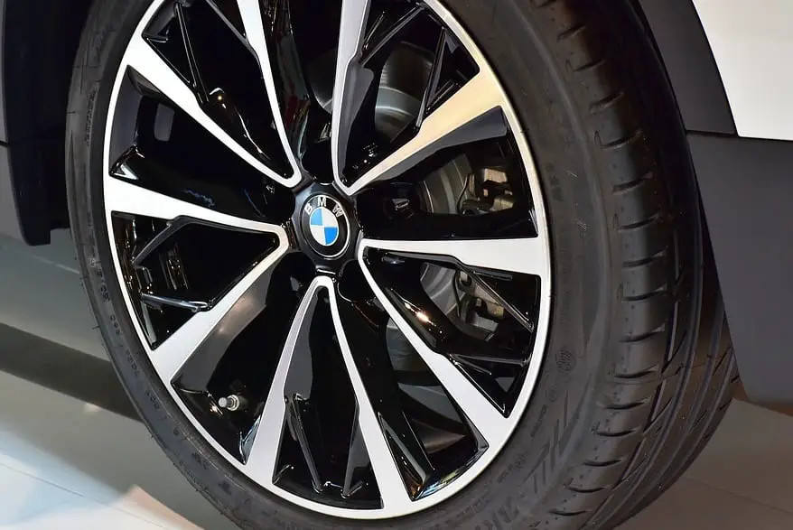 BMW Tire - Hydrogen fuel Cells