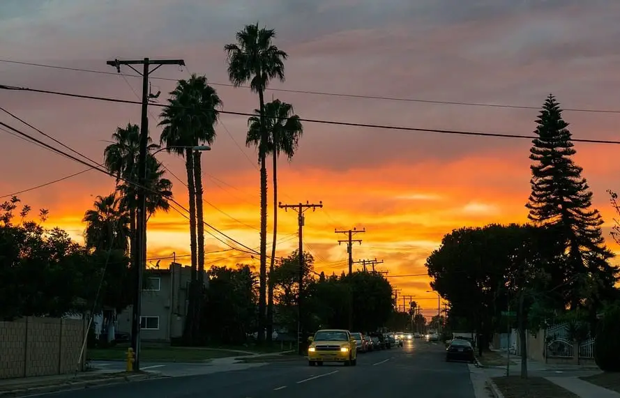 California street at sunset - clean vehicles