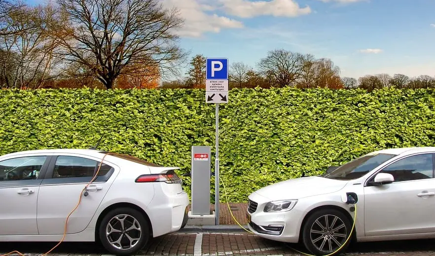 Electric Vehicles - Electric cars charging