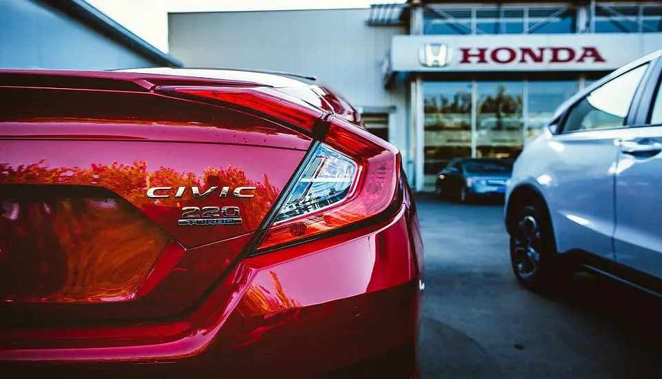 Clean Car - Honda Dealer - Civic