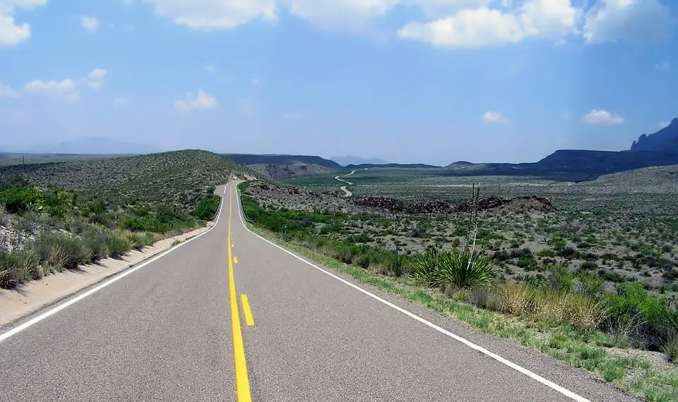 Clean Cars - Highway in Texas