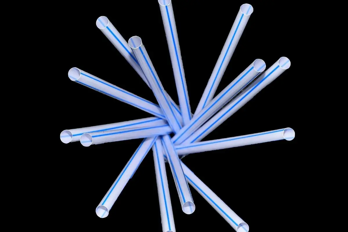 plastic straws waste polutions straws