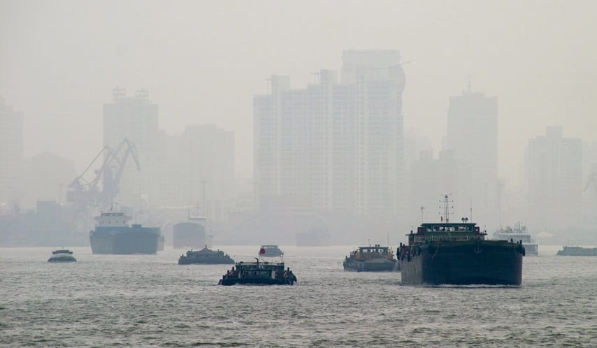 Solar energy production - smog in China