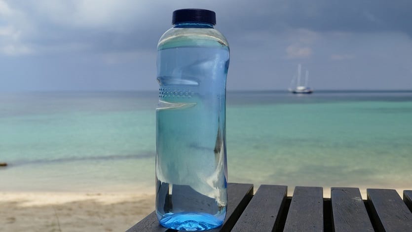 solar energy device - drinking water - ocean - water bottle