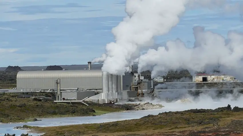 Geothermal power project - Iceland power plant