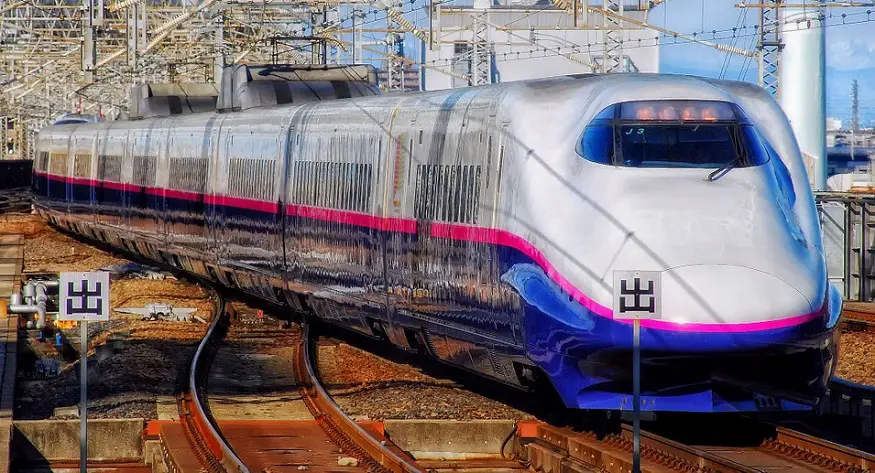 fuel cell trains - train in Japan