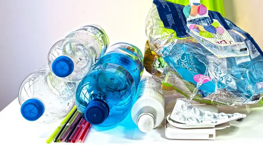 plastic waste to hydrogen - single-use plastic items