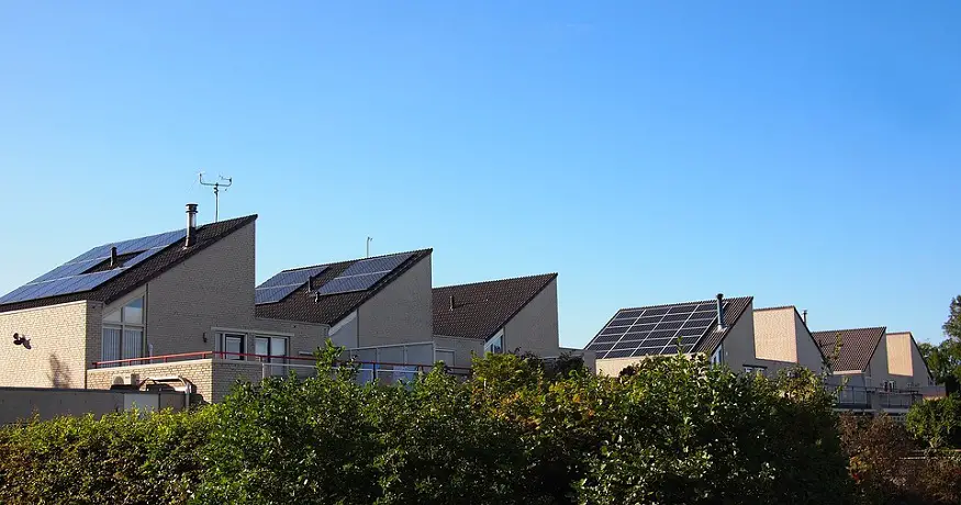 Solar energy battery storage systems - rooftop solar panels on homes