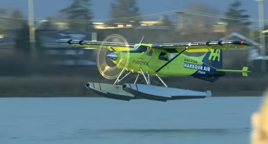 The world’s first fully electric seaplane takes flight in Canada The world’s first fully electric seaplane takes flight in Canada