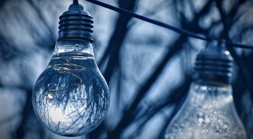 hydrogen energy technology - light bulb - nature - water