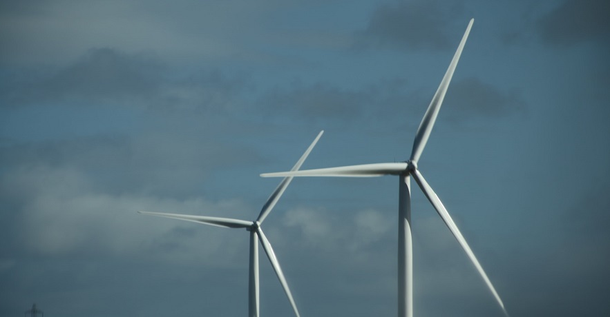 Wind energy costs shrink with efficiency from longer turbine blades