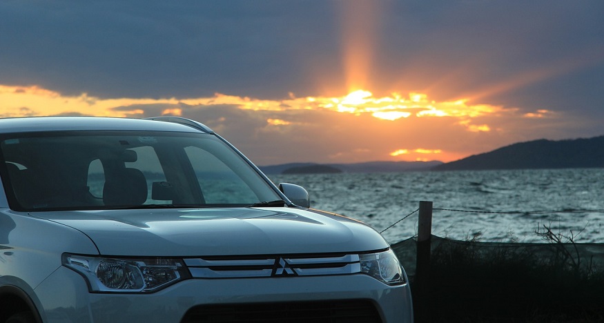 Mitsubishi sustainable hydrogen - Mitsubishi cars at sunset