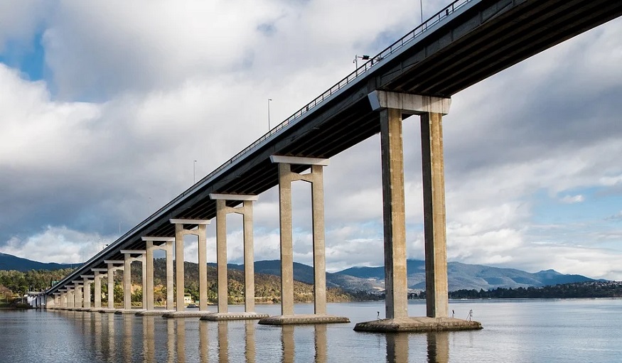 Tasmanian hydrogen - Bridge in Tasmania