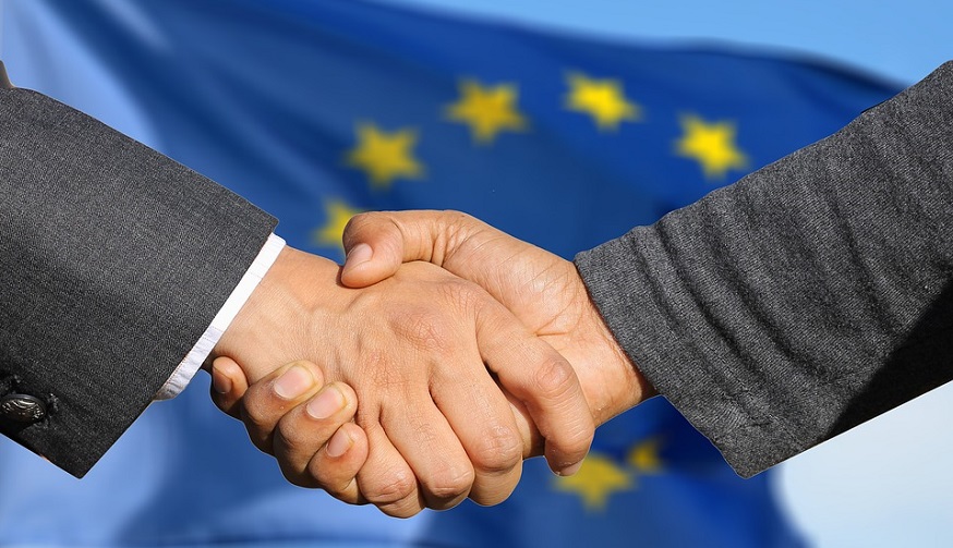 European hydrogen projects - business handshake