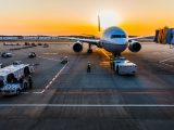 Airport hydrogen stations - Image of plane and airport