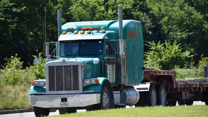 Cummins predicts hydrogen fuel cell trucks will be competitive with diesel by 2030