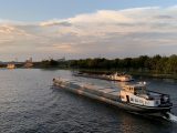 Fuel cell inland barge - Image of barges