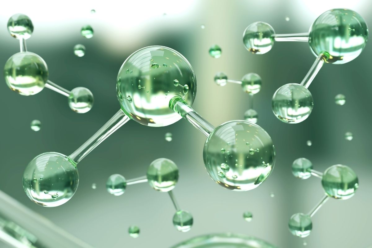 Domestic hydrogen fuel production - water molecules