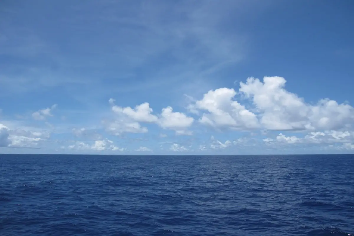 Hydrogen fuel from seawater - blue sky and ocean