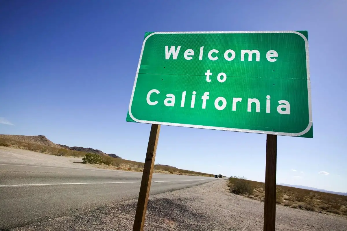 Hydrogen stations - Welcome to California sign