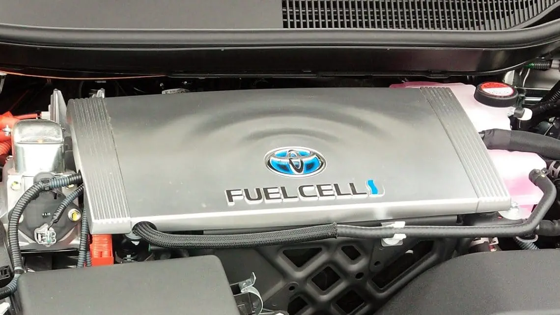 Toyota provides Mirai H2 fuel cells in hybrid hydrogen electric train consortium