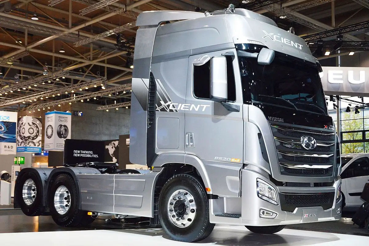 Hydrogen fuel cell - Image of a Hyundai Truck