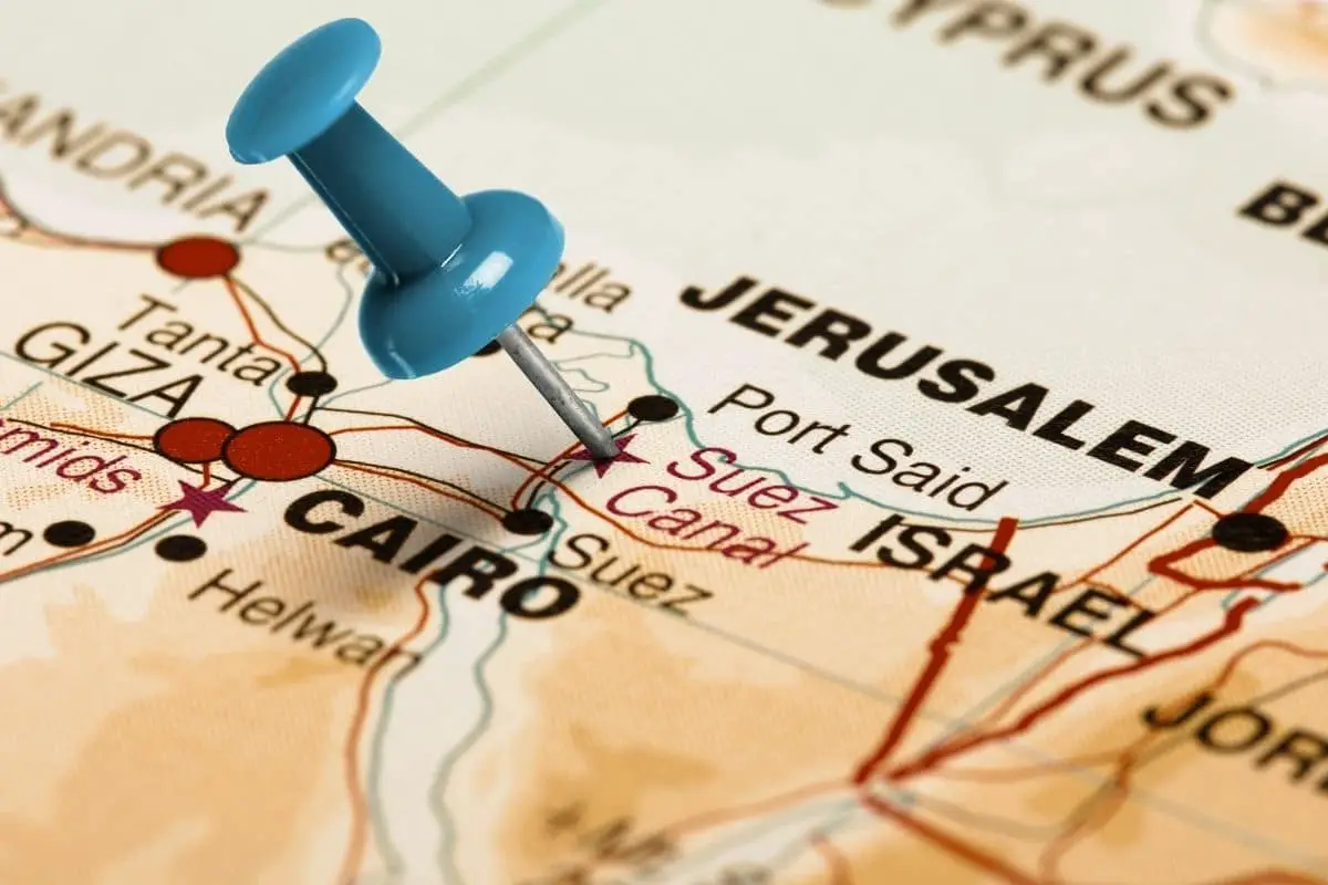 Green hydrogen production process - Suez Canal